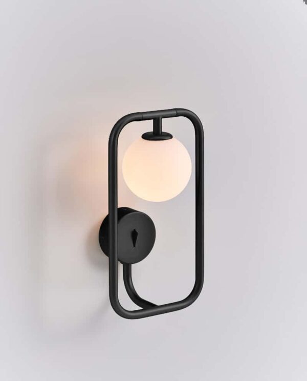 SIRCLE Wall Sconce