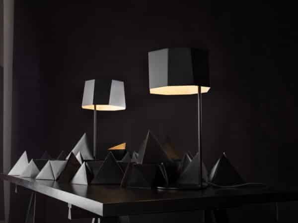 zhe table lamp