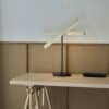 konnect table lamp